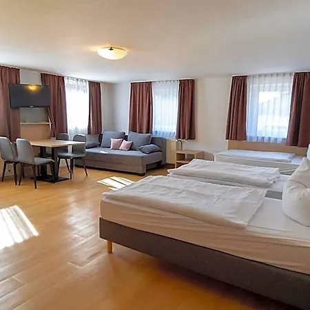 Landgasthaus Roessle 3*